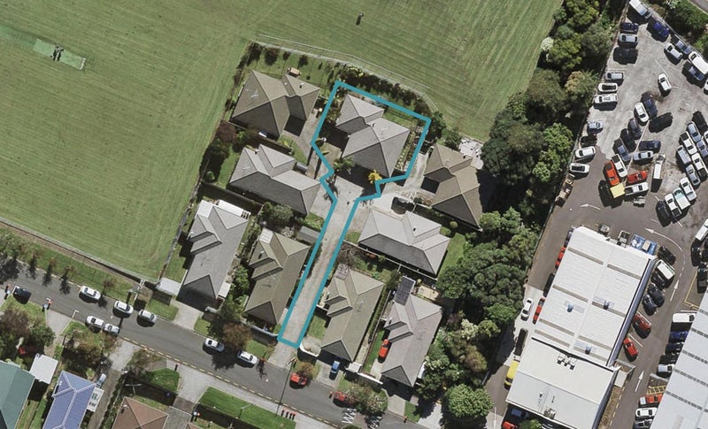 41 Greenpark Road, Penrose, Auckland - Carousel 1