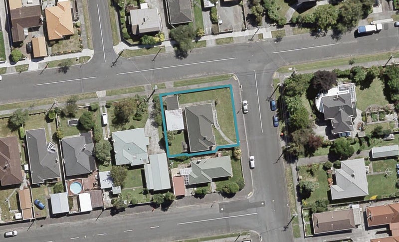 33 Logan Street, Ebdentown, Upper Hutt - Carousel 1