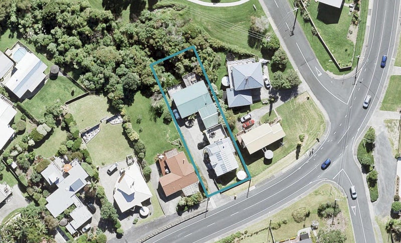 992A Whangaparaoa Road, Manly, Whangaparaoa - Carousel 1