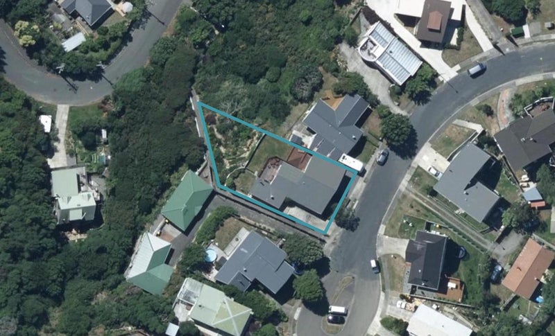 22 Lagden Street, Camborne, Porirua - Carousel 1