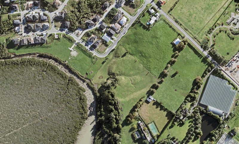 7/4 Limestone Drive, Hobsonville, Auckland - Carousel 1