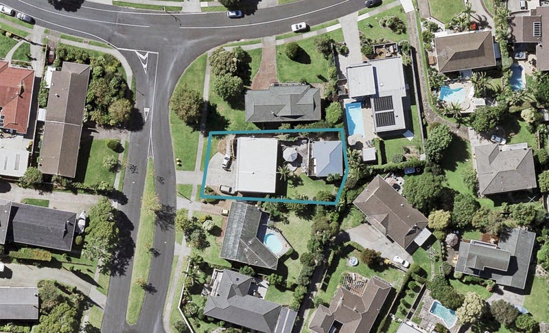 15 Belmere Rise, Farm Cove, Auckland - Carousel 1