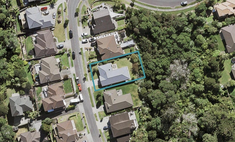 16 Condor Place, Unsworth Heights, Auckland - Carousel 1