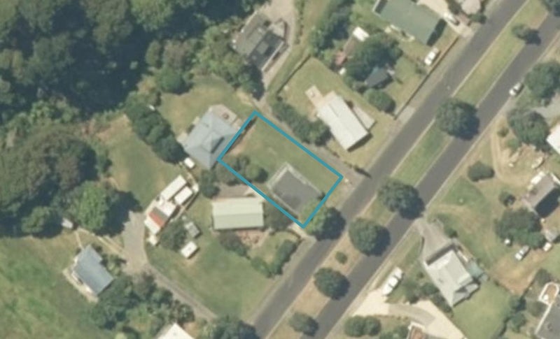 111 Onemana Drive, Onemana, Whangamatā - Carousel 1