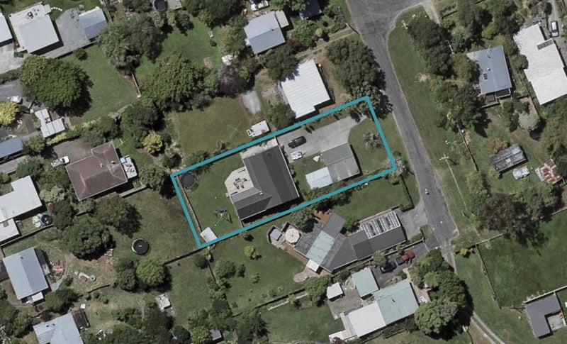 18 Kokako Road, Otaihanga, Paraparaumu - Carousel 1