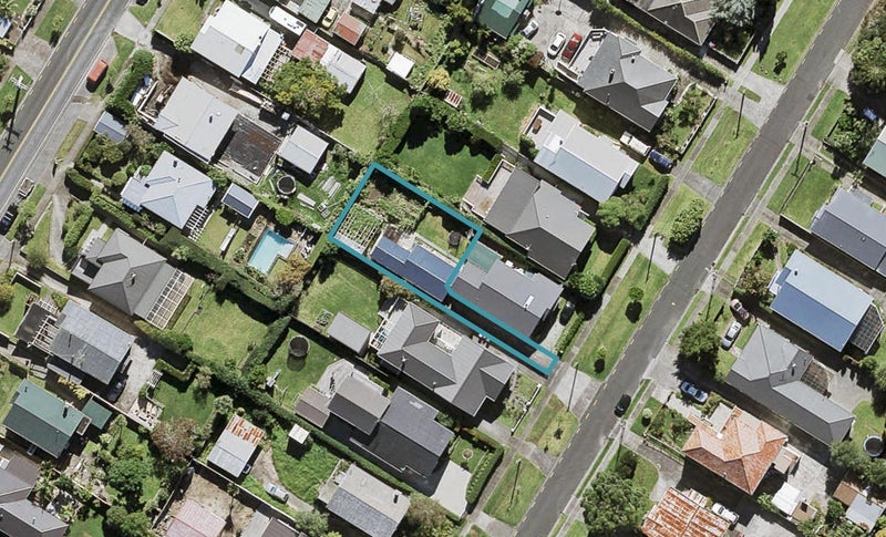 105A Fowlds Avenue, Sandringham, Auckland - Carousel 1