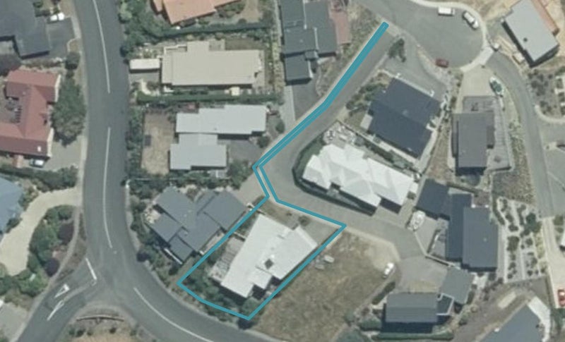 8 Istana Place, Britannia Heights, Nelson - Carousel 1
