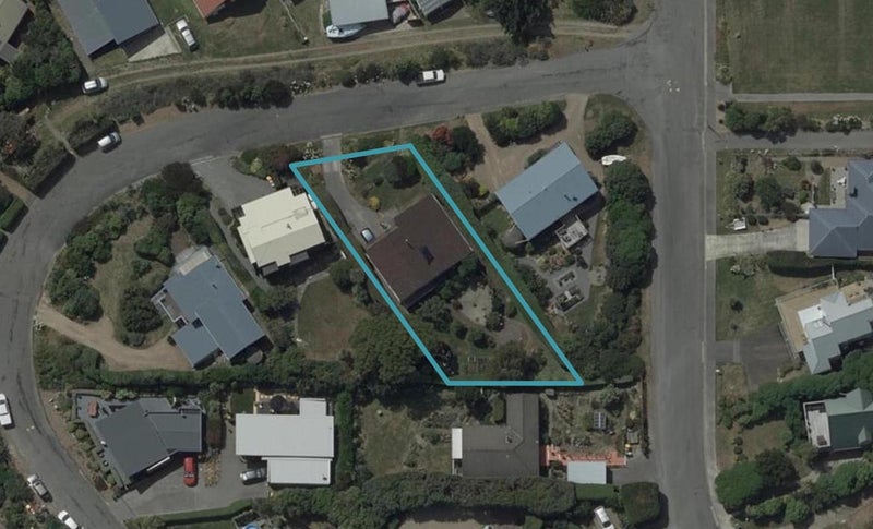 13 Emerson Crescent, Diamond Harbour, Lyttelton - Carousel 1