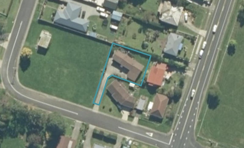 1B Claremont Avenue, Paeroa, Paeroa - Carousel 1