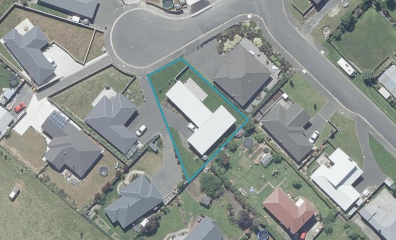 4 Glendermid Close, Sawyers Bay, Port Chalmers - Carousel 1