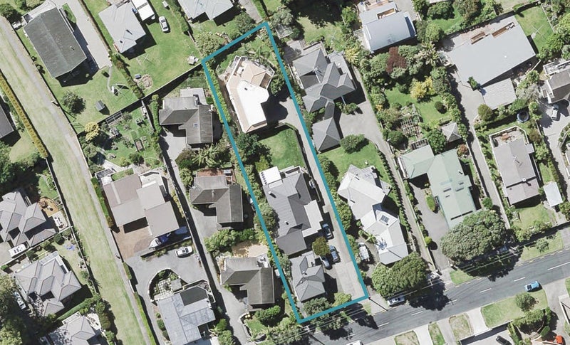 1/27 Kowhai Road, Mairangi Bay, Auckland - Carousel 1