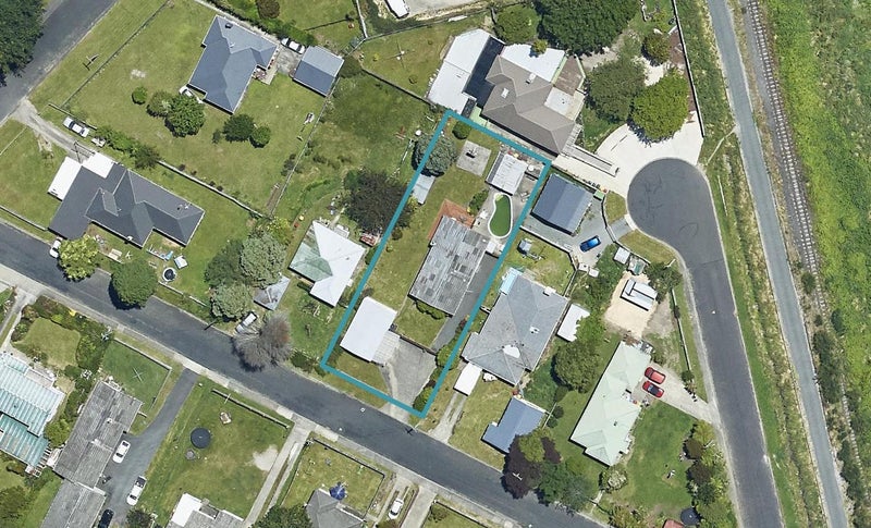 6 Murray Road, Fairy Springs, Rotorua - Carousel 1