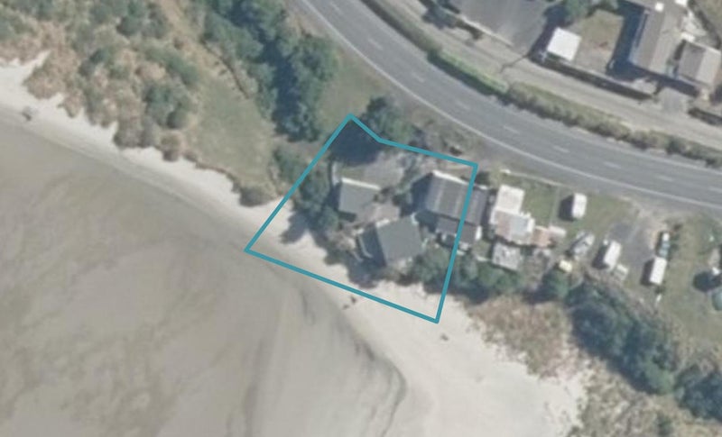 1417 Taieri Mouth Road, Taieri Mouth - Carousel 1