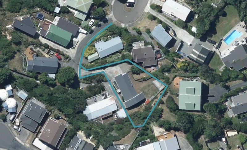 27 Lagden Street, Camborne, Porirua - Carousel 1