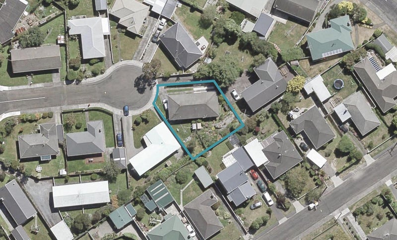 10A Tiwakawaka Grove, Heretaunga, Upper Hutt - Carousel 1