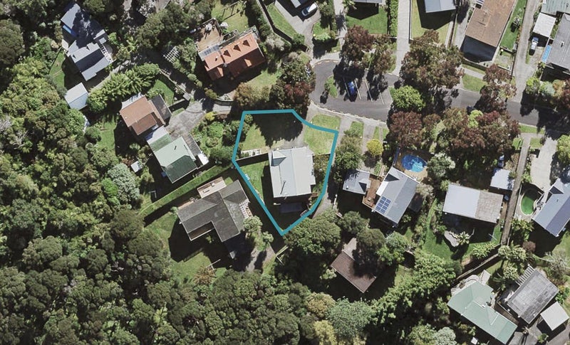 42 Houston Place, Bayview, Auckland - Carousel 1