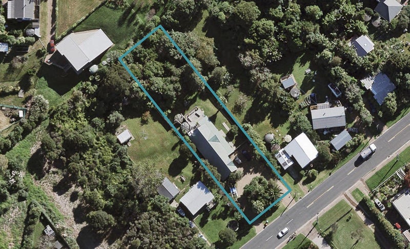 36 Onetangi Road, Onetangi, Waiheke Island - Carousel 1
