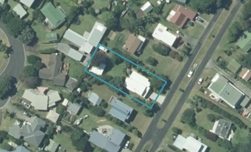 8 Robyn Crescent, Hahei, Whitianga - Carousel 1