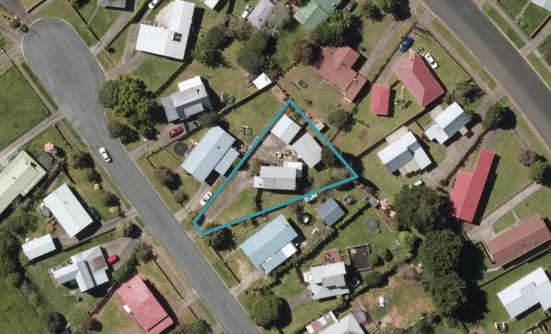16 Townsend Place, Tikipunga, Whangarei - Carousel 1