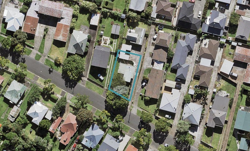 27A Kitchener Road, Sandringham, Auckland - Carousel 1