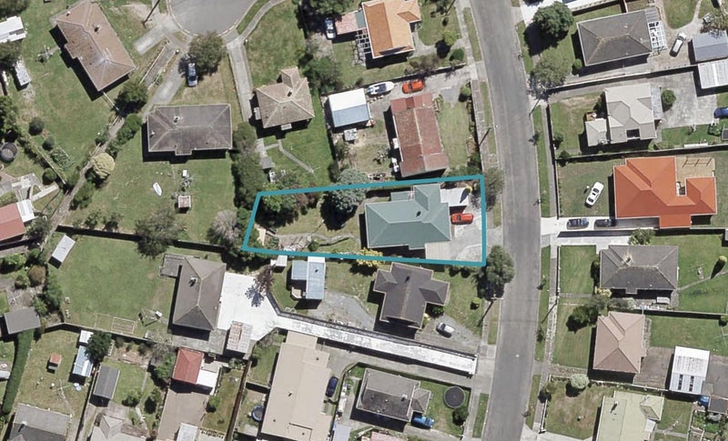 7 Pringle Street, Taita, Lower Hutt - Carousel 1