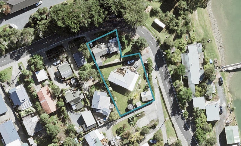 83A Duck Creek Road, Stillwater, Silverdale - Carousel 1