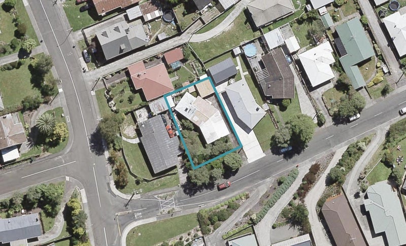 3 Hillside Drive, Maoribank, Upper Hutt - Carousel 1