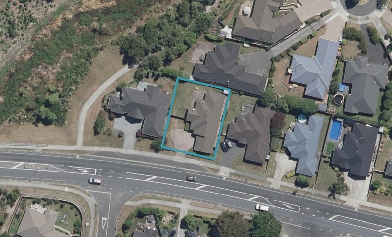 58 Thomas Road, Huntington, Hamilton - Carousel 1