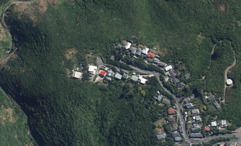 39 Titiro Moana Road, Korokoro, Lower Hutt - Carousel 1