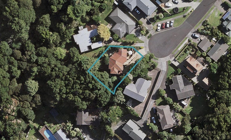 27 Hakea Place, Totara Heights, Auckland - Carousel 1