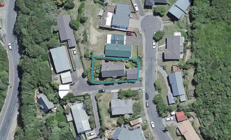 27 Fiona Grove, Karori, Wellington - Carousel 1