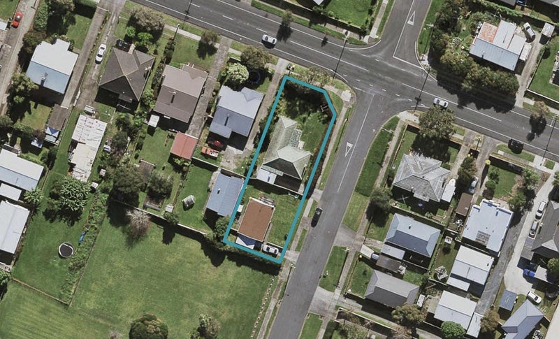 2/12 Tennessee Avenue, Māngere East, Auckland - Carousel 1