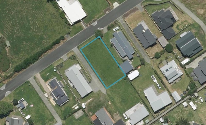 22 Galbraith Street, Matapouri, Whangārei - Carousel 1