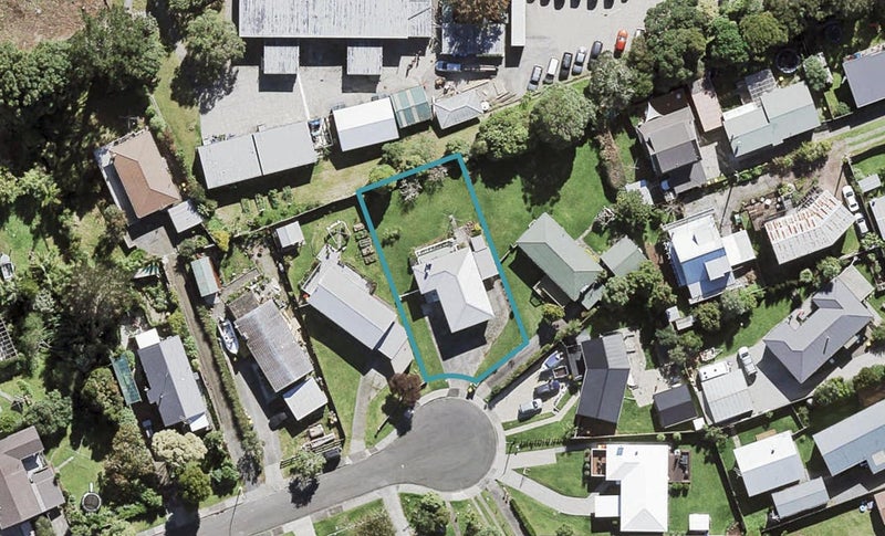 12 Gilpin Place, Beach Haven, Auckland - Carousel 1
