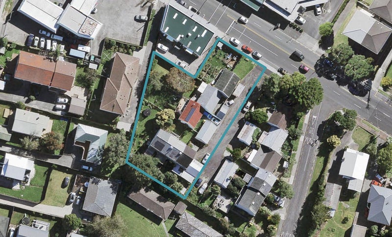 5/108 West Coast Road, Glen Eden, Auckland - Carousel 1