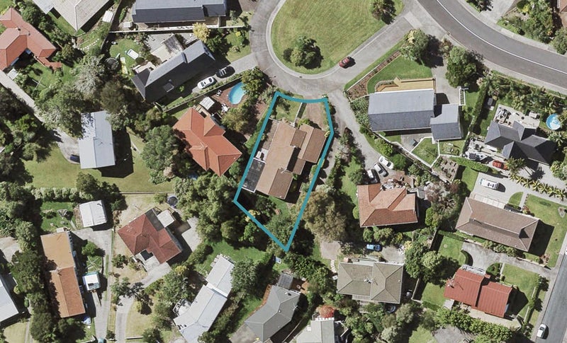 17 Manutara Avenue, Forrest Hill, Auckland - Carousel 1