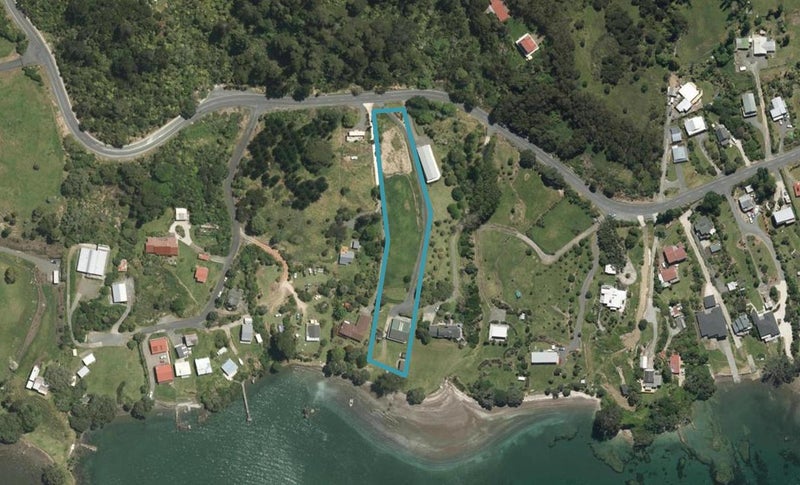 2266 Whangarei Heads Road, Whangārei Heads - Carousel 1