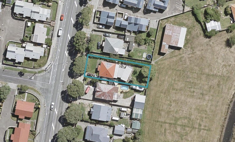 114 Randwick Road, Moera, Lower Hutt - Carousel 1