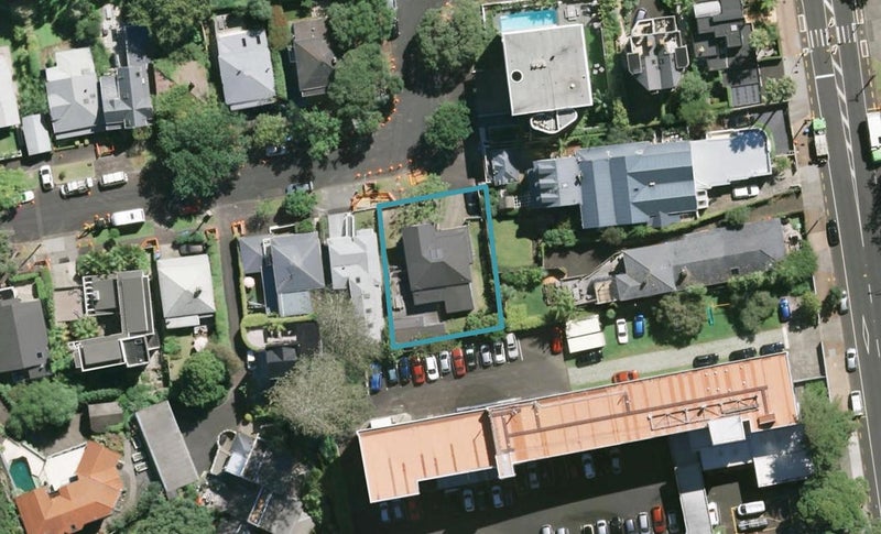 8 Alberon Street, Parnell, Auckland - Carousel 1