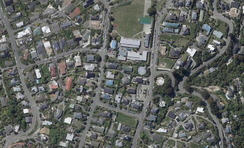 268 Cannon Hill Crescent, Mount Pleasant, Christchurch - Carousel 1