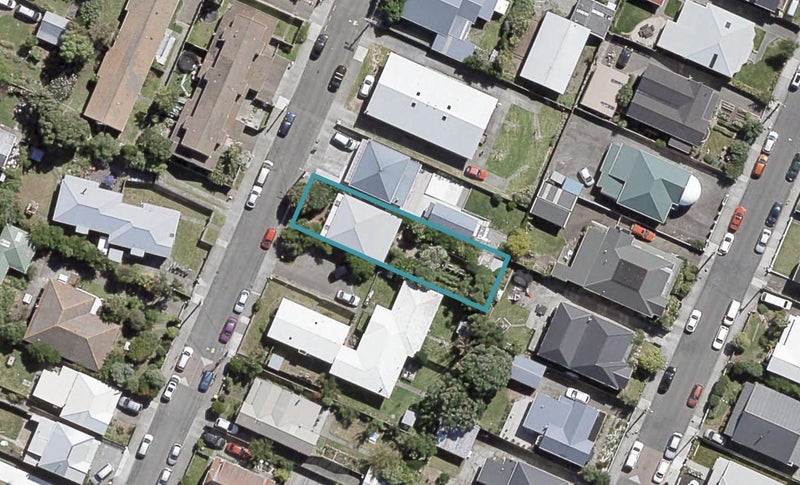 16 Richmond Street, Petone, Lower Hutt - Carousel 1