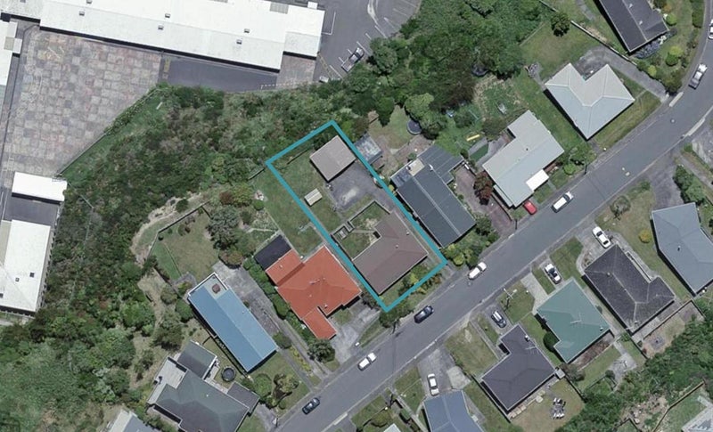 30 Bancroft Terrace, Newlands, Wellington - Carousel 1