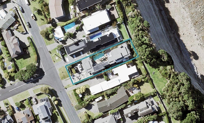 115 Churchill Road, Rothesay Bay, Auckland - Carousel 1