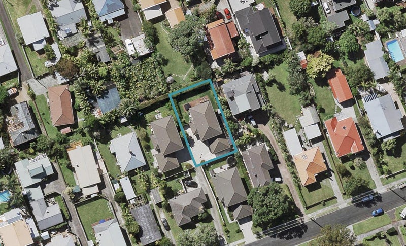 70A Ngataringa Road, Devonport, Auckland - Carousel 1