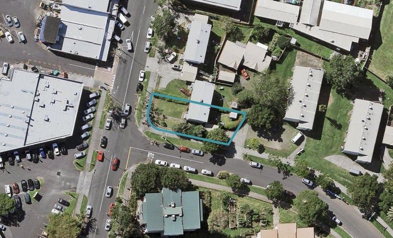 114 Line Road, Point England, Auckland - Carousel 1