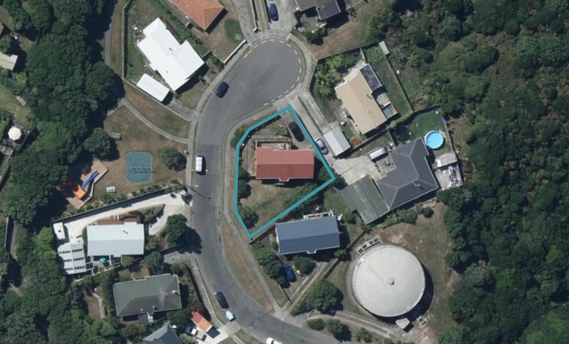 14 Tuna Terrace, Titahi Bay, Porirua - Carousel 1