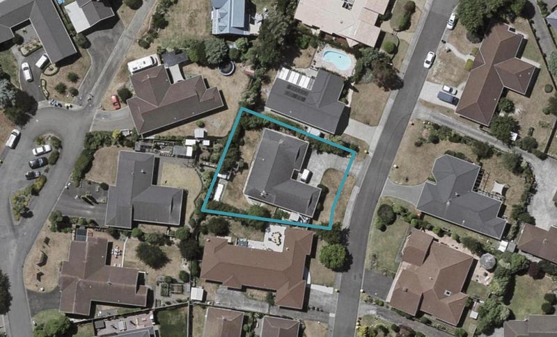 7 Pinewood Grove, Paraparaumu Beach, Paraparaumu - Carousel 1