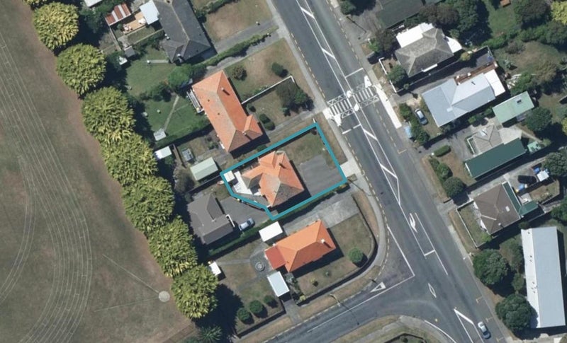98 Main Road, Titahi Bay, Porirua - Carousel 1