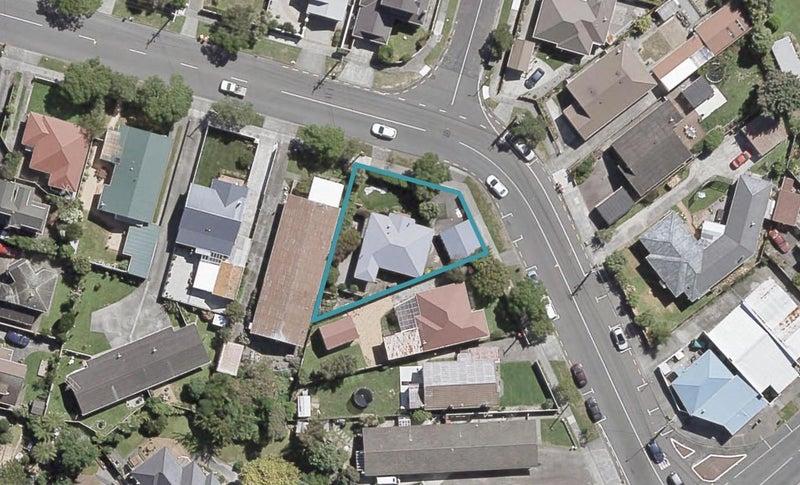 62 Epuni Street, Hutt Central, Lower Hutt - Carousel 1