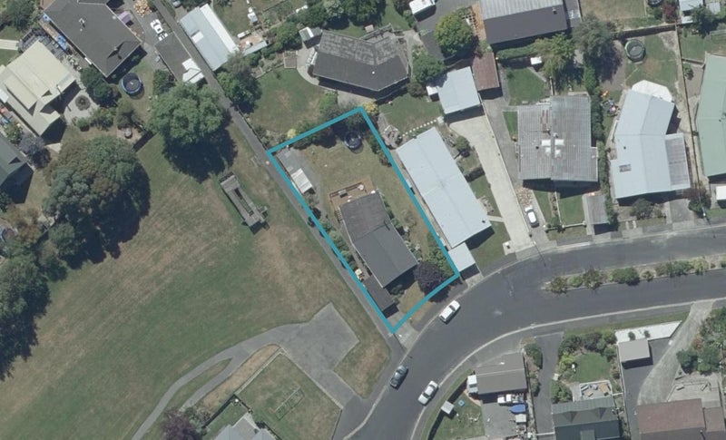 16 Gebbie Street, Kinmont Park, Mosgiel - Carousel 1
